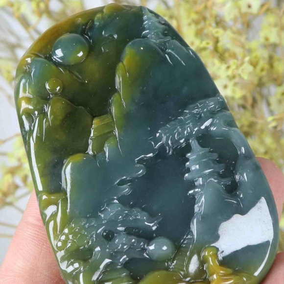 Certified Green yellow 100% Natural A Jade jadeite Landscape Pendant - Picture 8 of 11